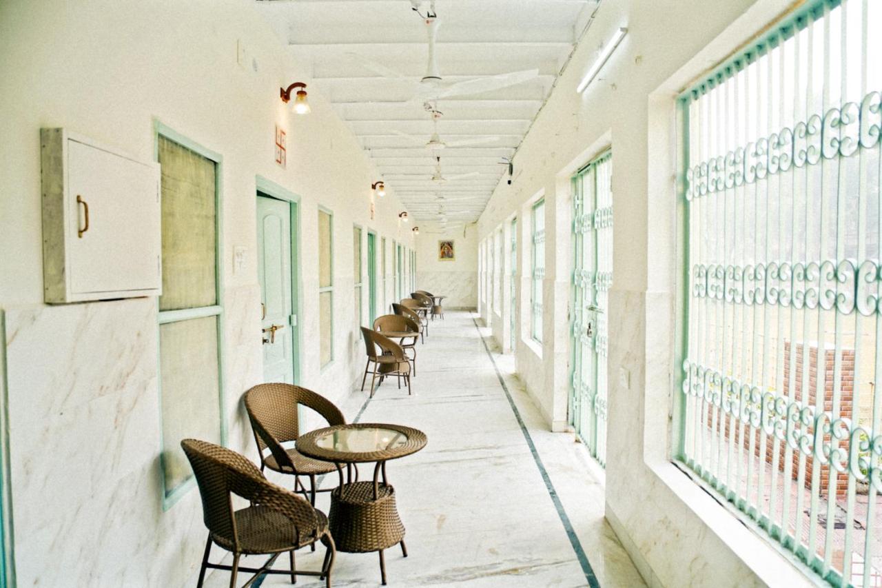 Shree Krishna Bhakti Ashram Hotel Vrindavan Luaran gambar