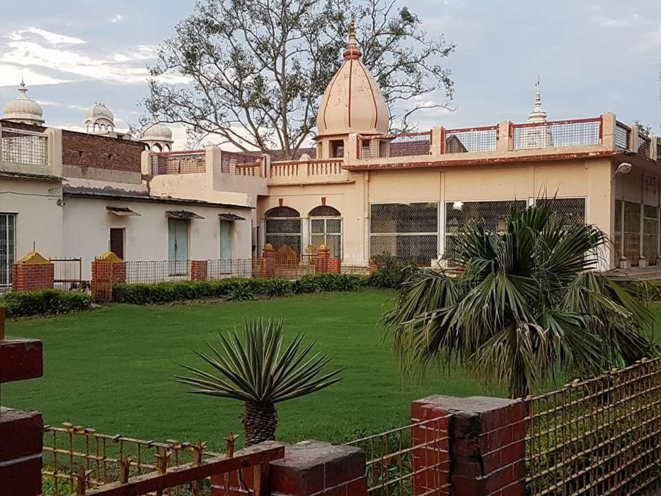 Shree Krishna Bhakti Ashram Hotel Vrindavan Luaran gambar