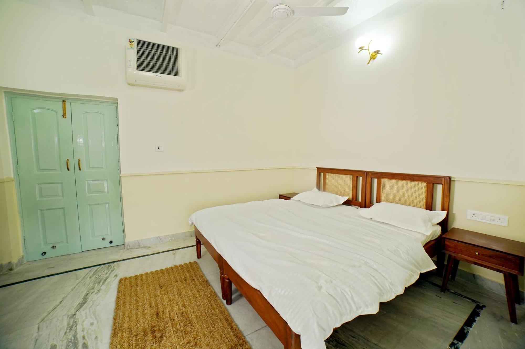 Shree Krishna Bhakti Ashram Hotel Vrindavan Luaran gambar