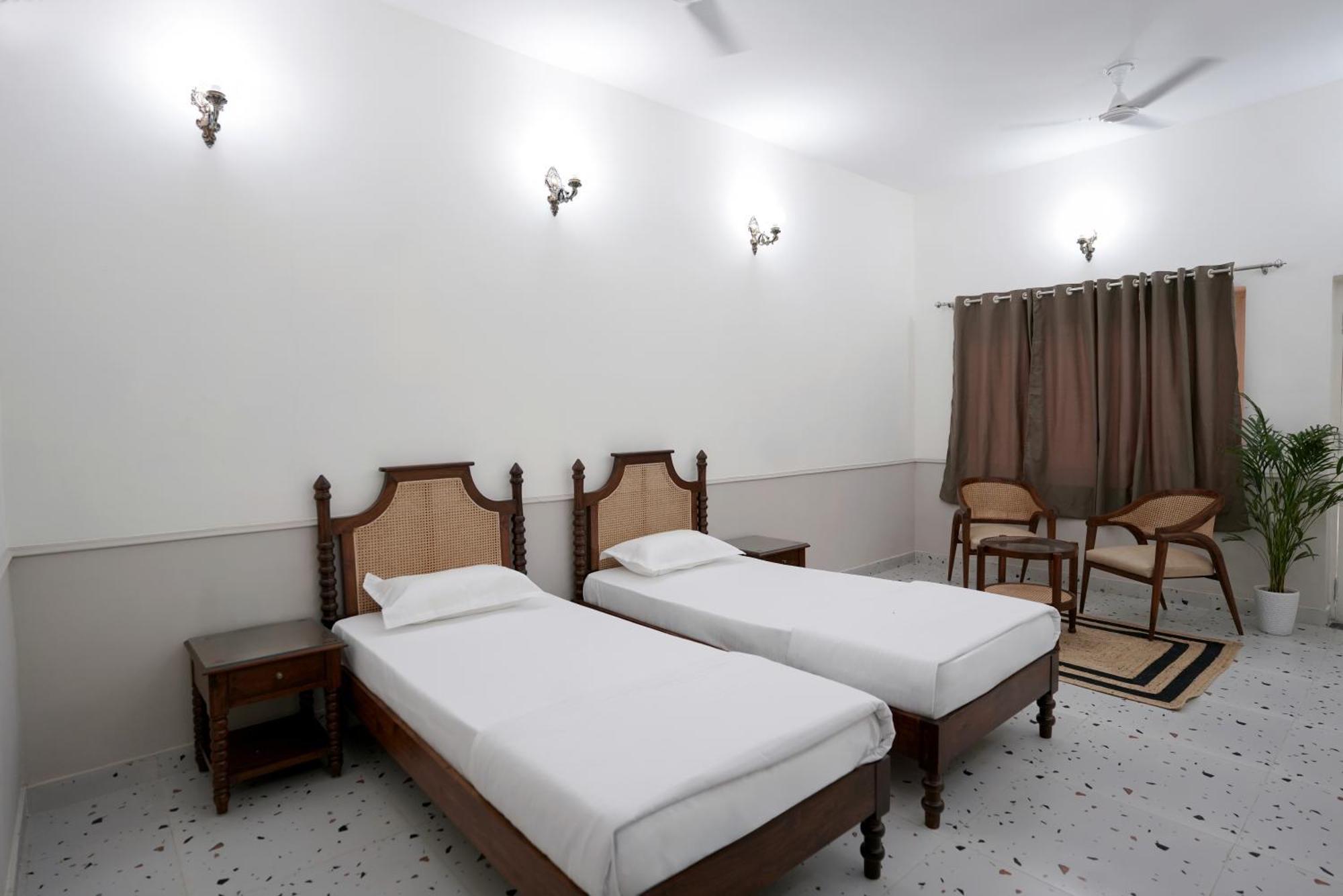 Shree Krishna Bhakti Ashram Hotel Vrindavan Luaran gambar