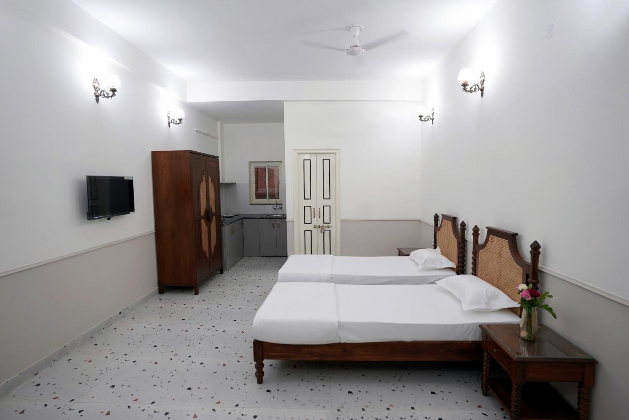 Shree Krishna Bhakti Ashram Hotel Vrindavan Luaran gambar